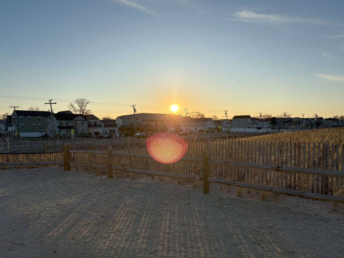 Apple iPhone 16 dynamic range sample.
