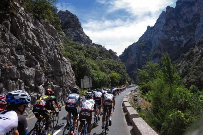 Ag2r-La Mondiale riders at the rear of the bunch