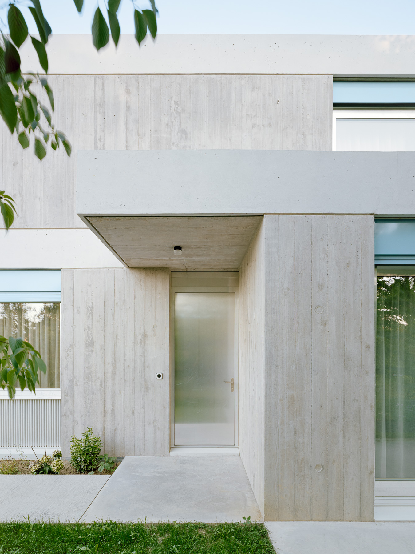 Front door, New Villa, Geneva, Lacroix Chessex Architectes