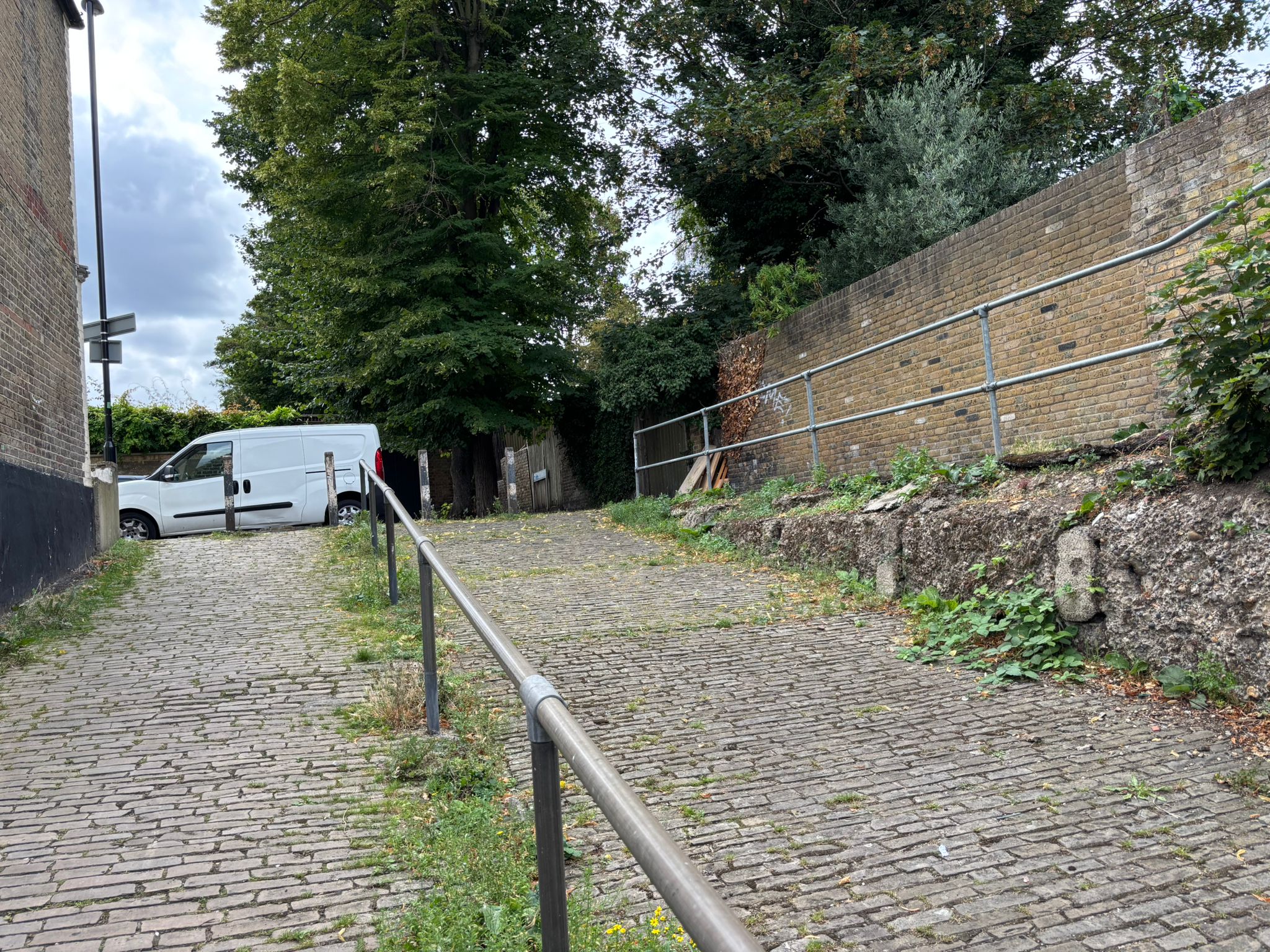The cobblestone climb