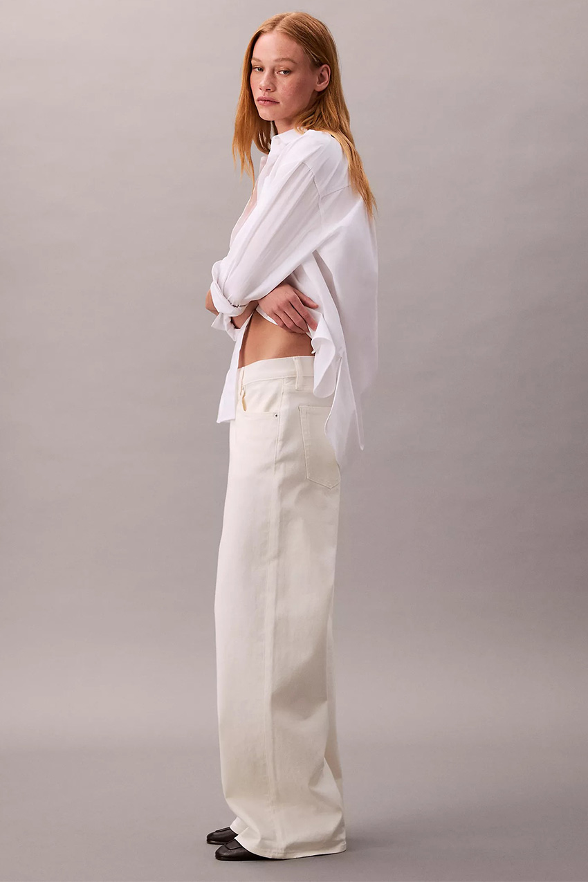 Low Rise Baggy Jeans