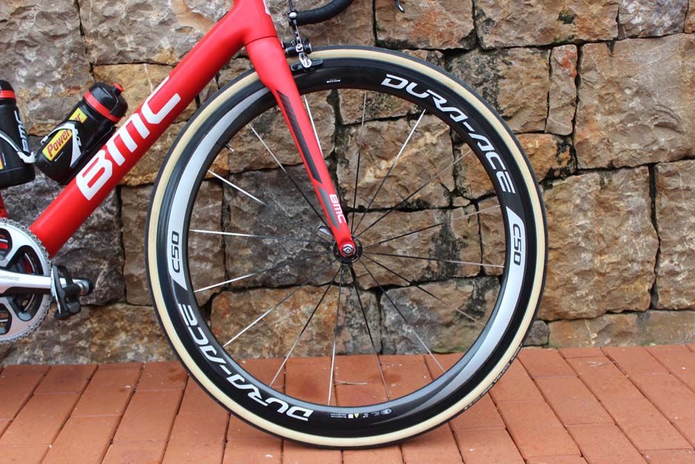 The Shimano wheels are now shod with Vittoria tyres