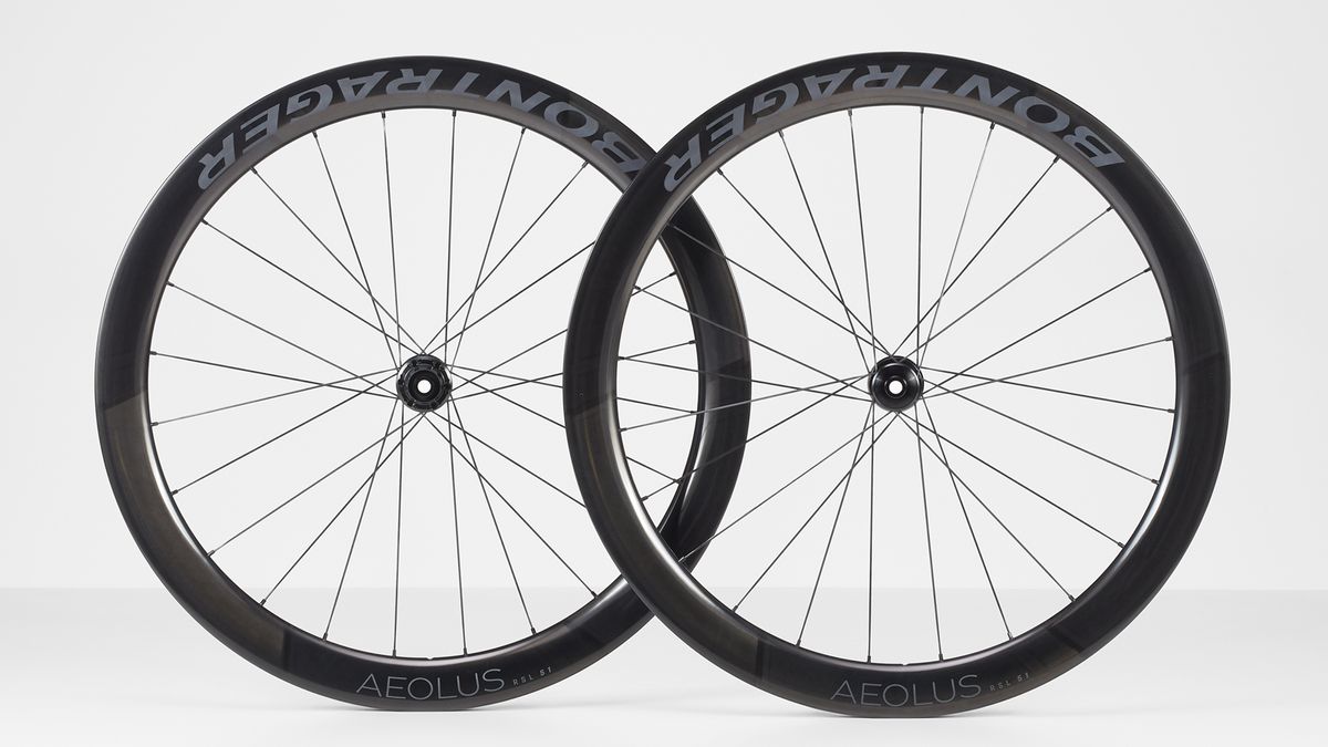 Bontrager aeolus carbon discount wheels