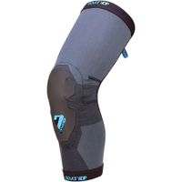 7 Protection Project Lite Knee Pads | 27% off at Competitive Cyclist