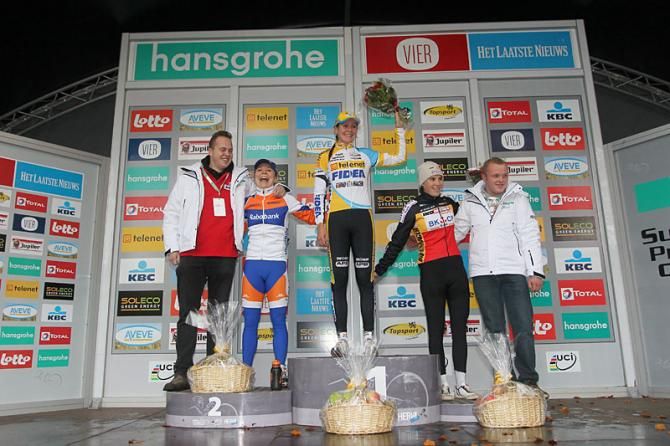 Women's Superprestige Gavere podium (L-R): Sanne van Paassen, Nikki Harris and Sanne Cant