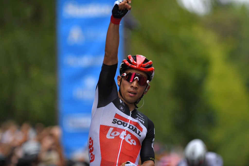 Caleb Ewan wins stage 2 in Stirling
