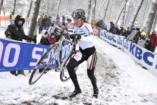 Hanka Kupfernagel makes her way up the frosty steps