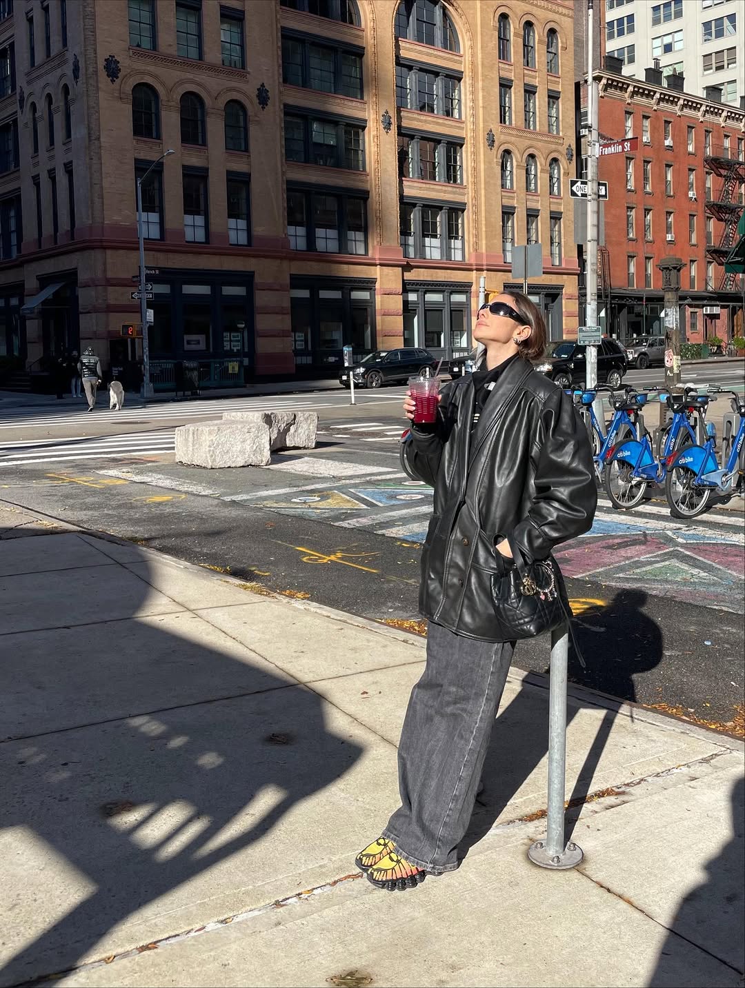 woman wearing sneaker outfit idea 2026