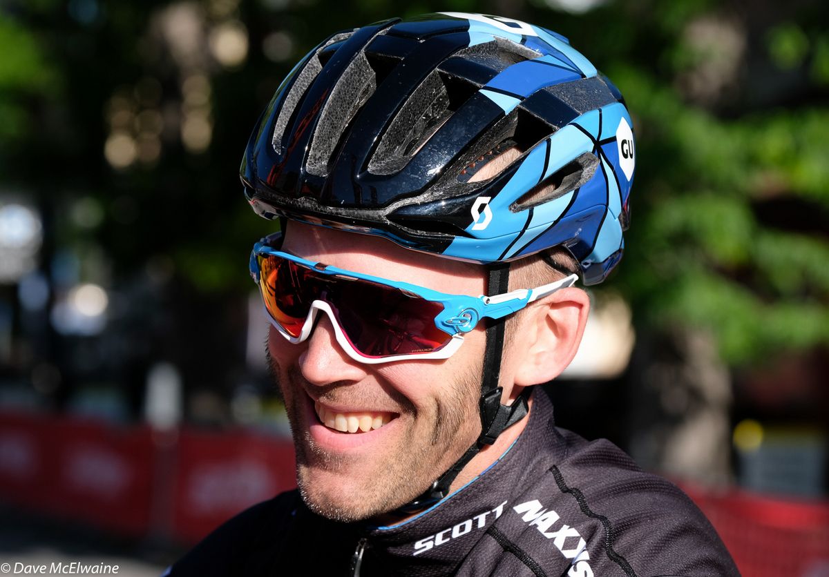 Veteran Geoff Kabush (Scott Maxxis) won the crit on Friday night