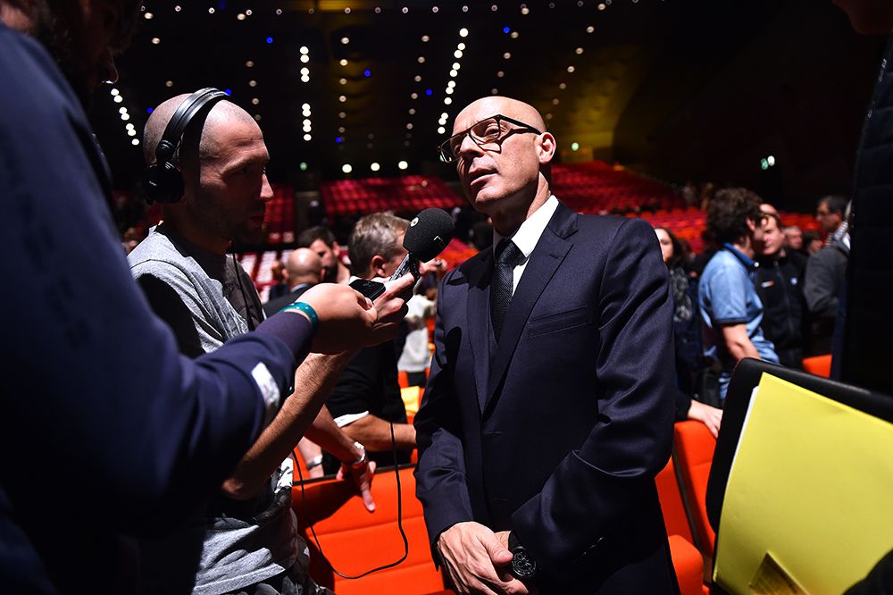 Sir David Brailsford interviewed in Paris