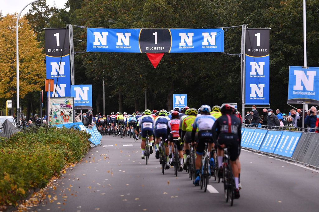 SCHOTEN BELGIUM OCTOBER 14 Peloton Public Fans Landscape during the 108th Scheldeprijs 2020 a 1733km stage from Schoten to Schoten Scheldeprijs FlandersClassic SP20 on October 14 2020 in Schoten Belgium Photo by Luc ClaessenGetty Images