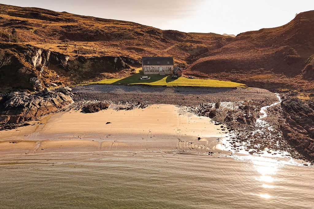 Doune Bay Lodge, Knoydart, Mallaig, the Highlands.