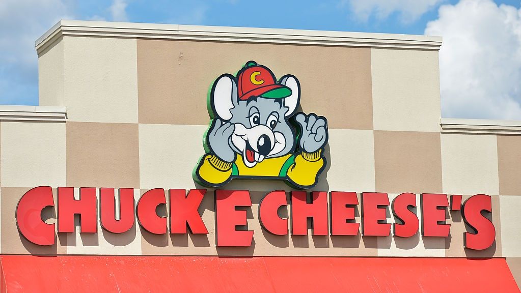 The Chuck E. Cheese logo