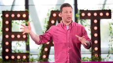Jamie Oliver launches new cookery show