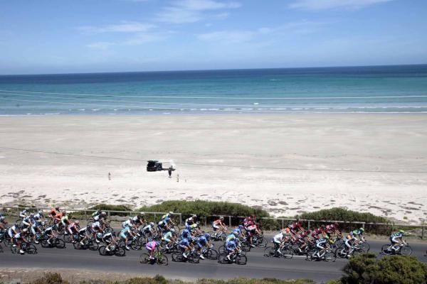 Riders enjoy the early-season sunshine at the Tour Down Under.