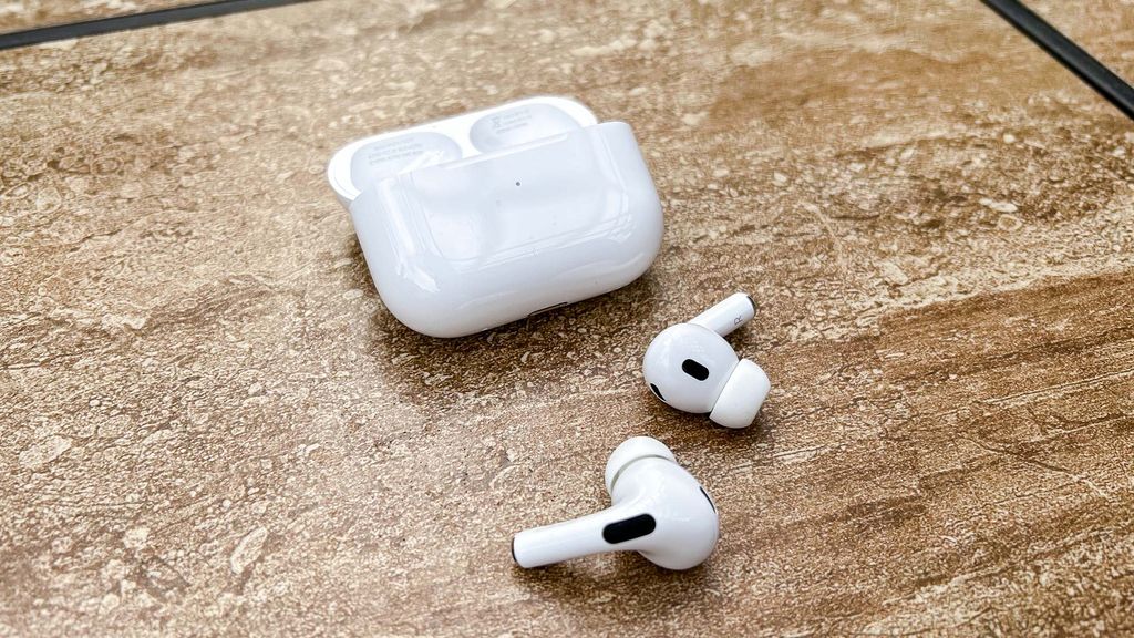 I test earbuds for a living, and I’m surprised how good the AirPods Pro ...