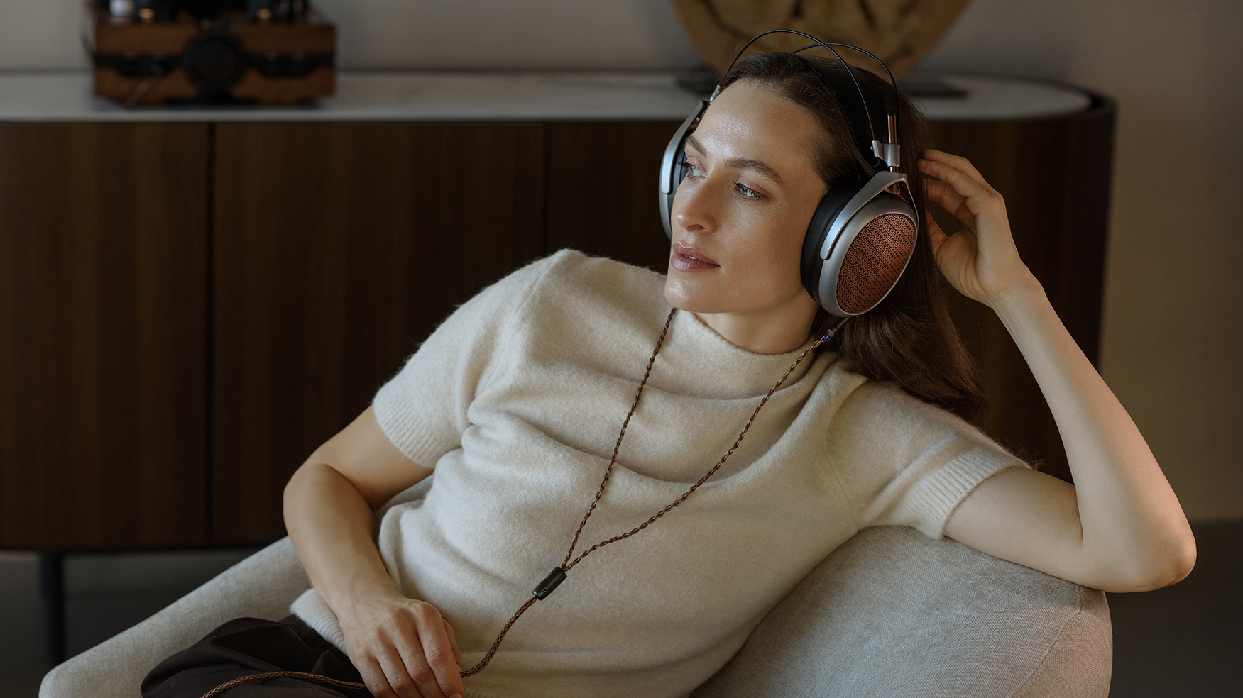 Meze Audio Poet headphones