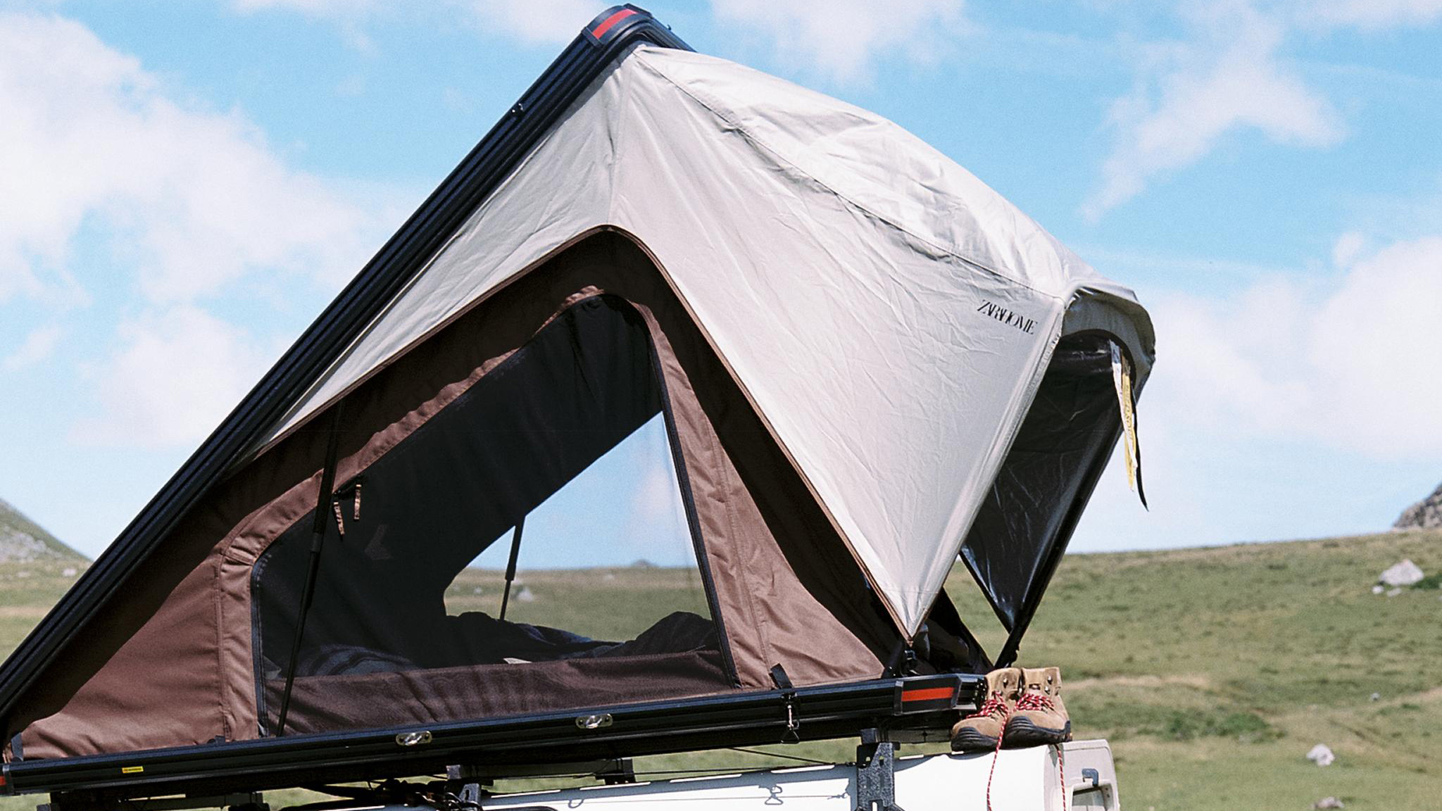 Zara Car Roof Tent