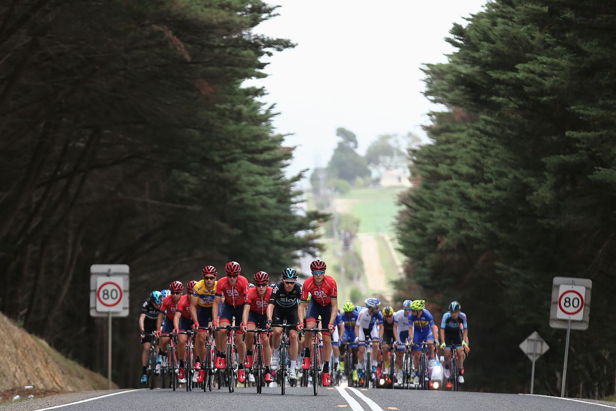 It's Drapac on the front of the peloton