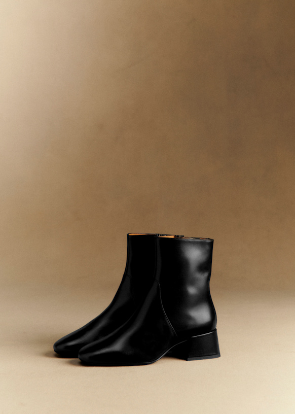 Paulette Low Boots - Glossy Black - Bovine Leather - S&amp;eacute;zane