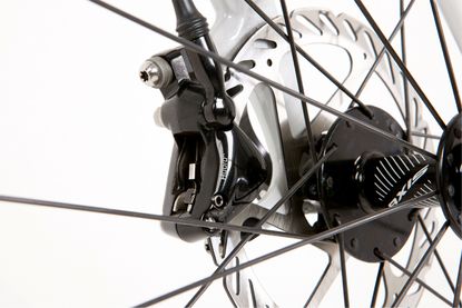 how to fix disc brake on mountain bike