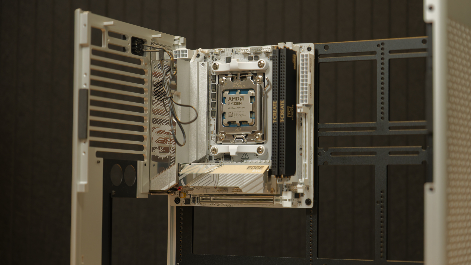Greyscale ITX PC build