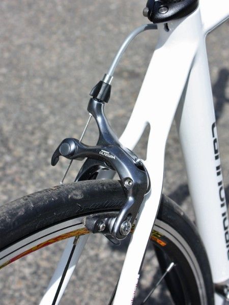 No complaints on the performance of the Ultegra SL brake calipers as they provide gobs of easily controllable power.