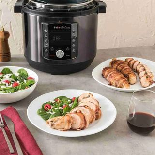Image of Instant Pot Pro in lifestyle image