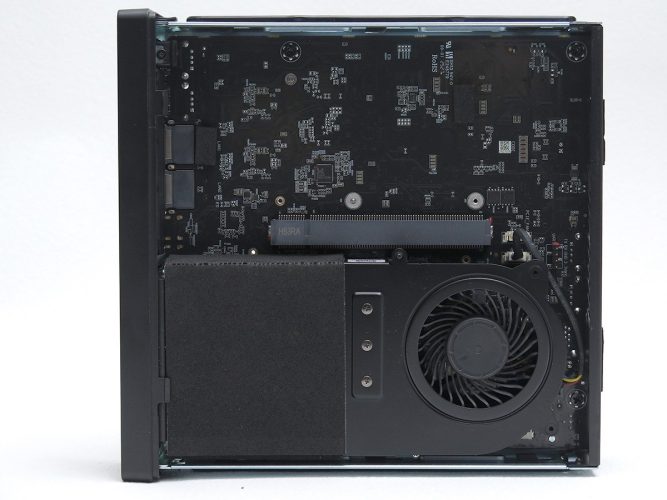 Minisforum MS-R1 inside