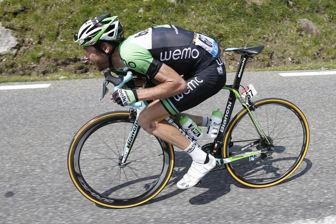 Laurens ten Dam (Belkin) gets aero