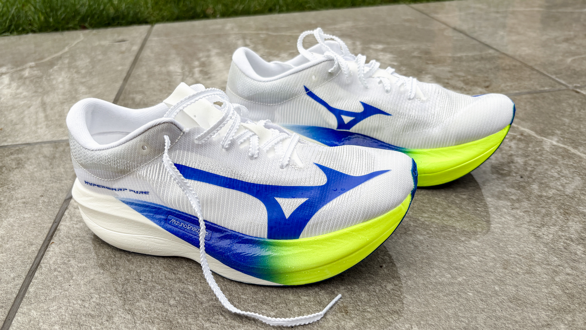 Mizuno Hyperwarp Pure