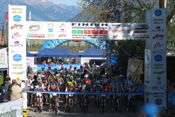 Elite Women's Start at the Sunshine Cup, Nalles, Italy