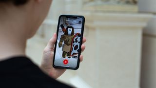 Scanning art at The Met museum with The Replica app