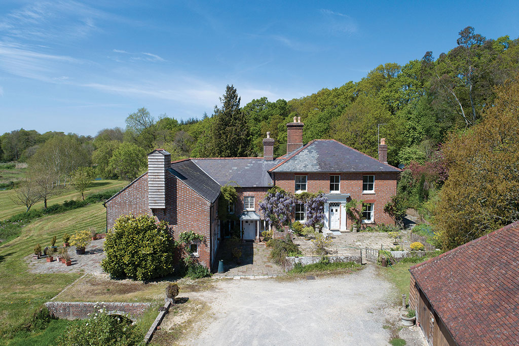 House for sale with fishing rights: Chamberlayne’s Farm, Bere Regis, Wareham, Dorset.