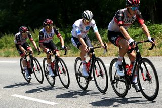 FOIX FRANCE JULY 19 LR Rafal Majka of Poland Tadej Pogacar of Slovenia and UAE Team Emirates White Best Young Rider Jersey with teammates compete during the 109th Tour de France 2022 Stage 16 a 1785km stage from Carcassonne to Foix TDF2022 WorldTour on July 19 2022 in Foix France Photo by Dario BelingheriGetty Images