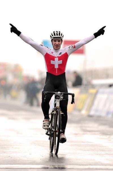 Lars Forster (Switzerland) wins the junior race.