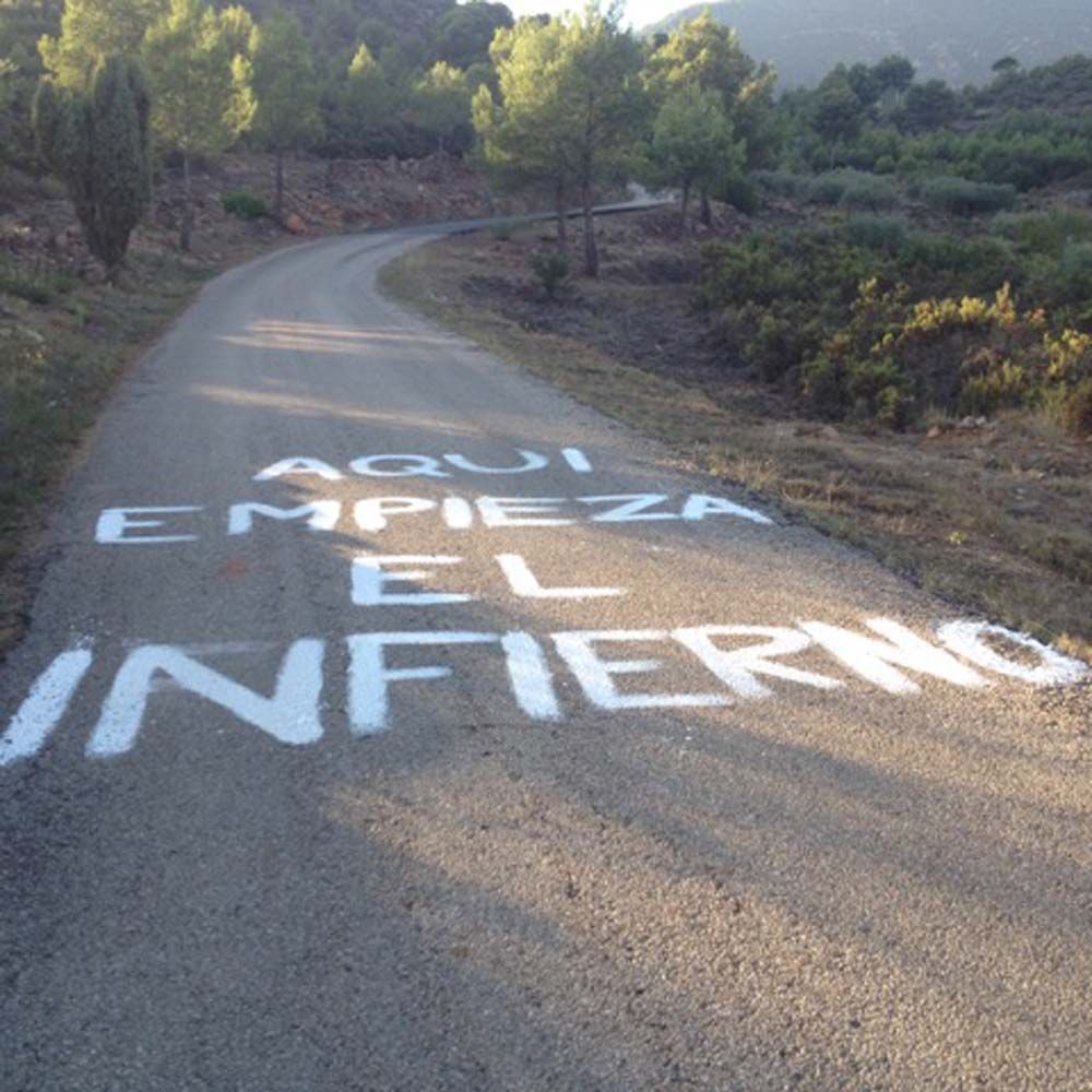 Aqu&iacute; empieza el infierno - Hell Starts Here!