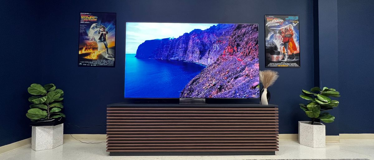 Samsung QN900D Neo QLED 8K TV review | Tom's Guide