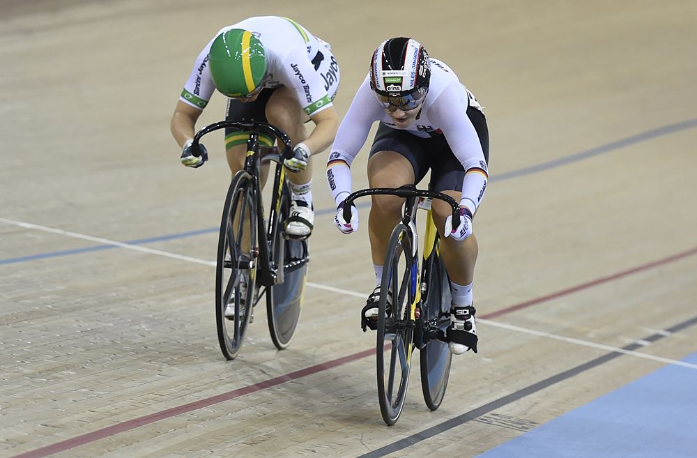 Anna Meares gets bested by Kristina Vogel