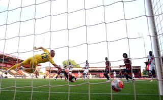 Jordan Ayew wrapped up the victory for Palace