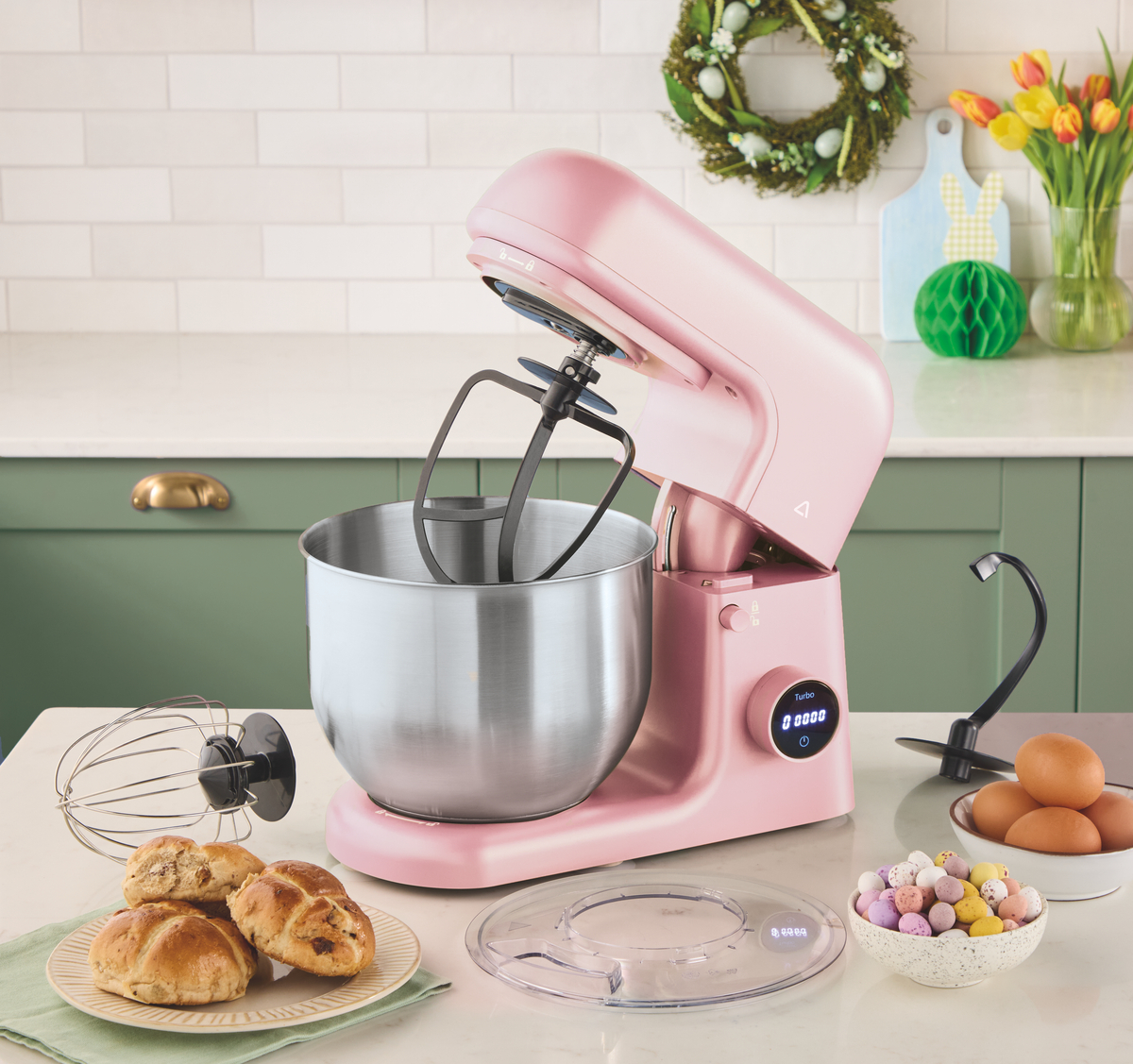 Ambiano stand mixer in pink on kitchen worktop