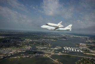 Endeavour over Clear Lake, TX
