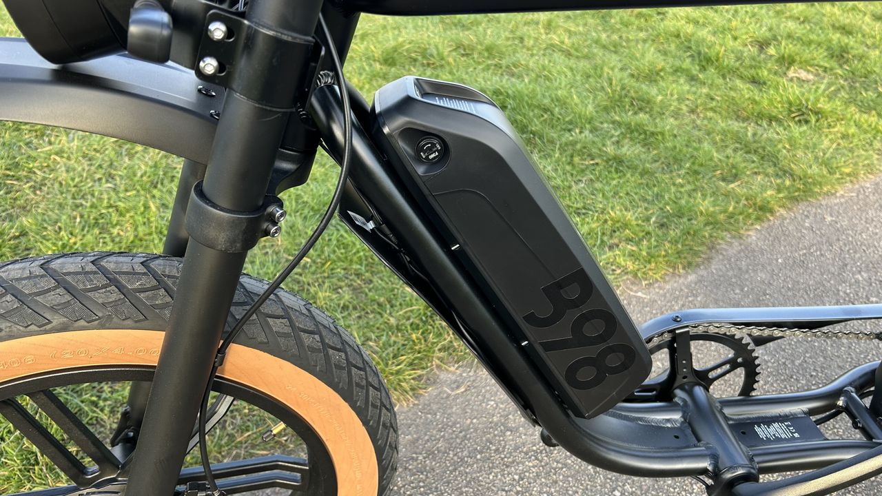 Halfords B98 Electric Hybrid Bike