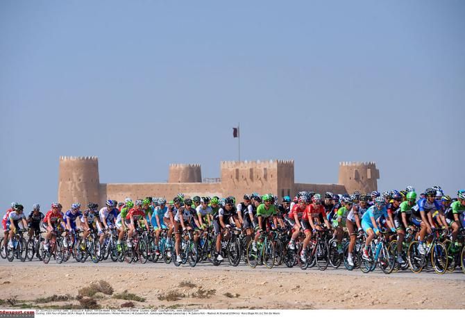 Tour of Qatar peloton