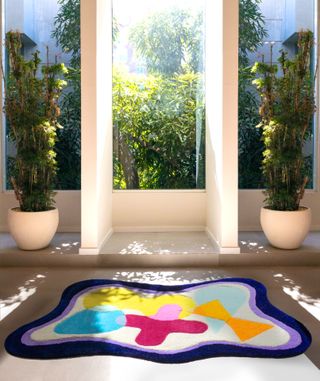 Colourful rug by Karim Rashid for Sosomo