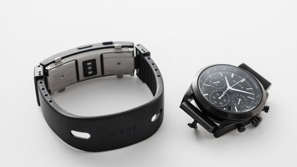 sony_-wena-active_product-2