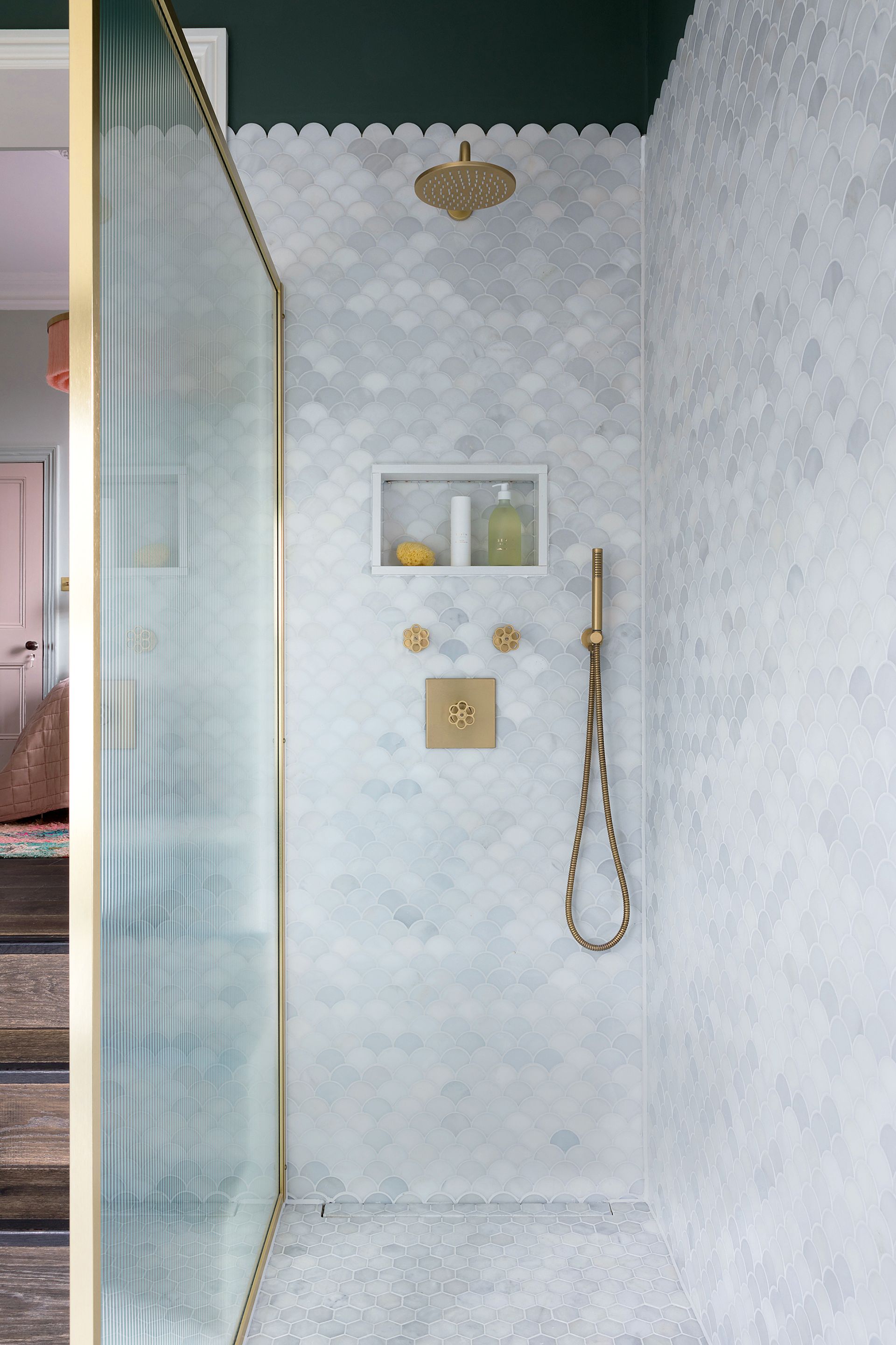 Bathroom wall tile ideas: 10 inspiring looks for your space | Homes and ...