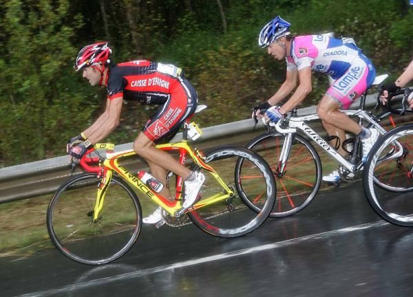 Alejandro Valverde (Caisse d'Epargne) and Damiano Cunego (Lampre-NGC)
