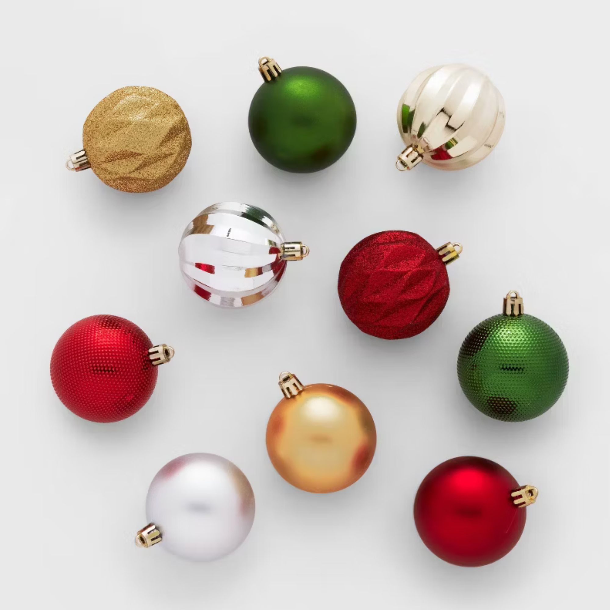 100pc Shatter-Resistant Round Christmas Tree Ornament Set - Wondershop&amp;trade;