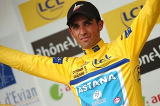 Alberto Contador (Astana) in yellow